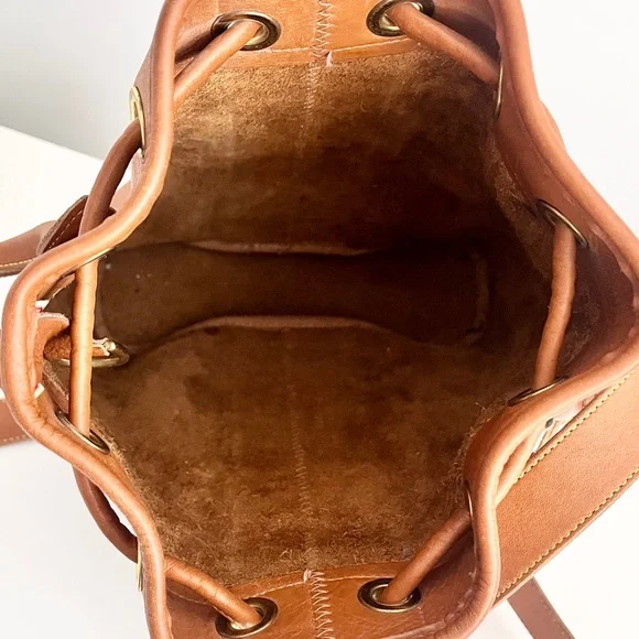 Vintage Dooney & Bourke British Tan Leather Drawstring Bucket Bag - Picture 10 of 14